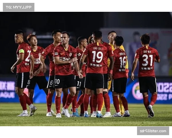 长春亚泰1-0击败深圳新鹏城：谭龙制胜球助球队脱离降级区